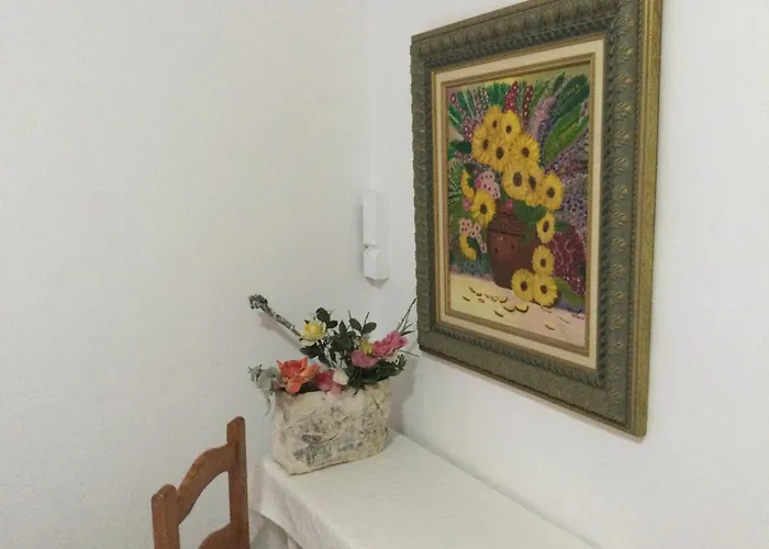 1 דירה אסטפונה